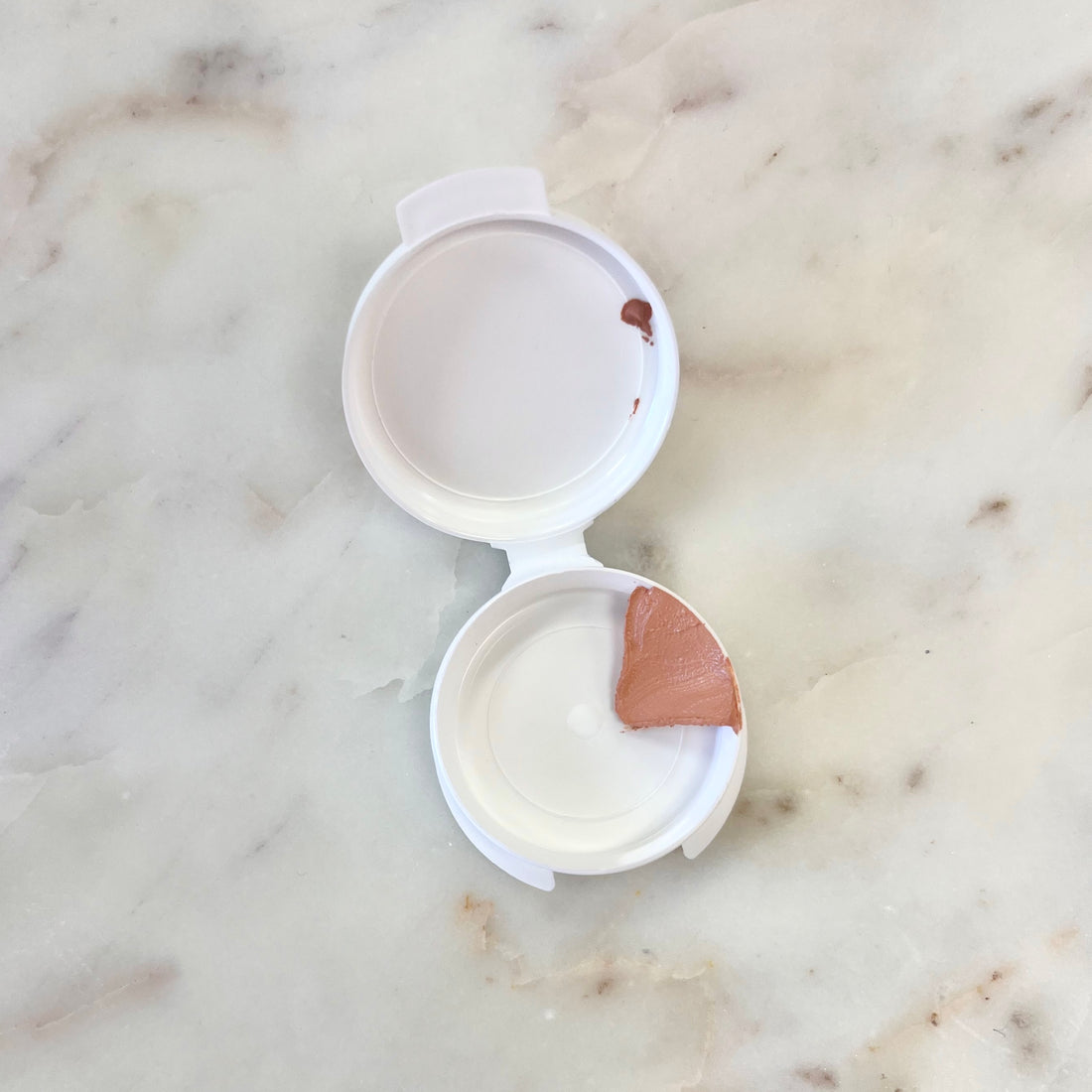 Sample Knockout Prime + Conceal Cream Corrector